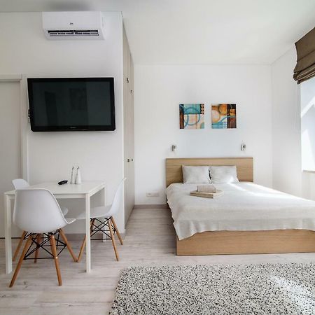 Family Apartments 2 Вильнюс Экстерьер фото