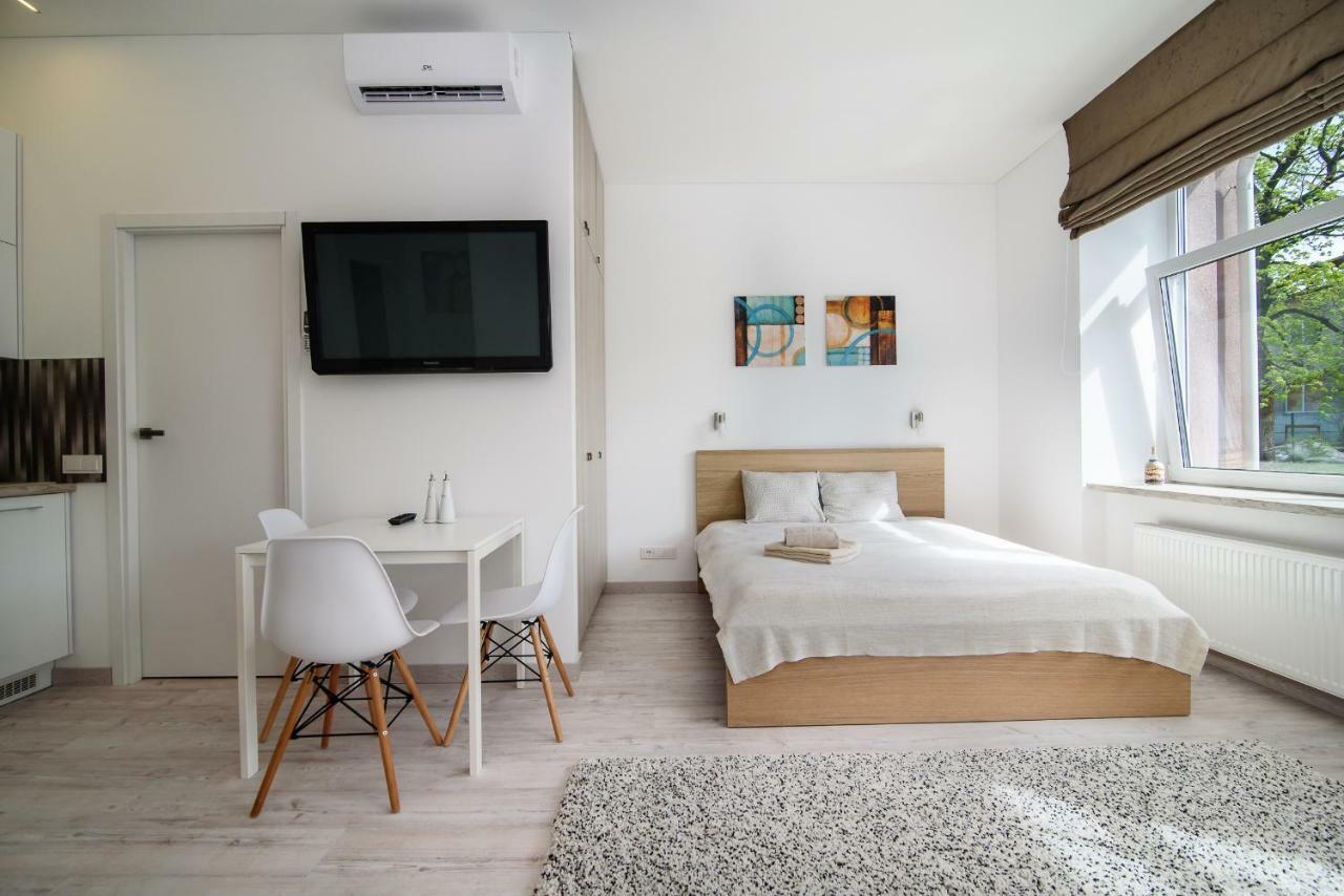 Family Apartments 2 Вильнюс Экстерьер фото
