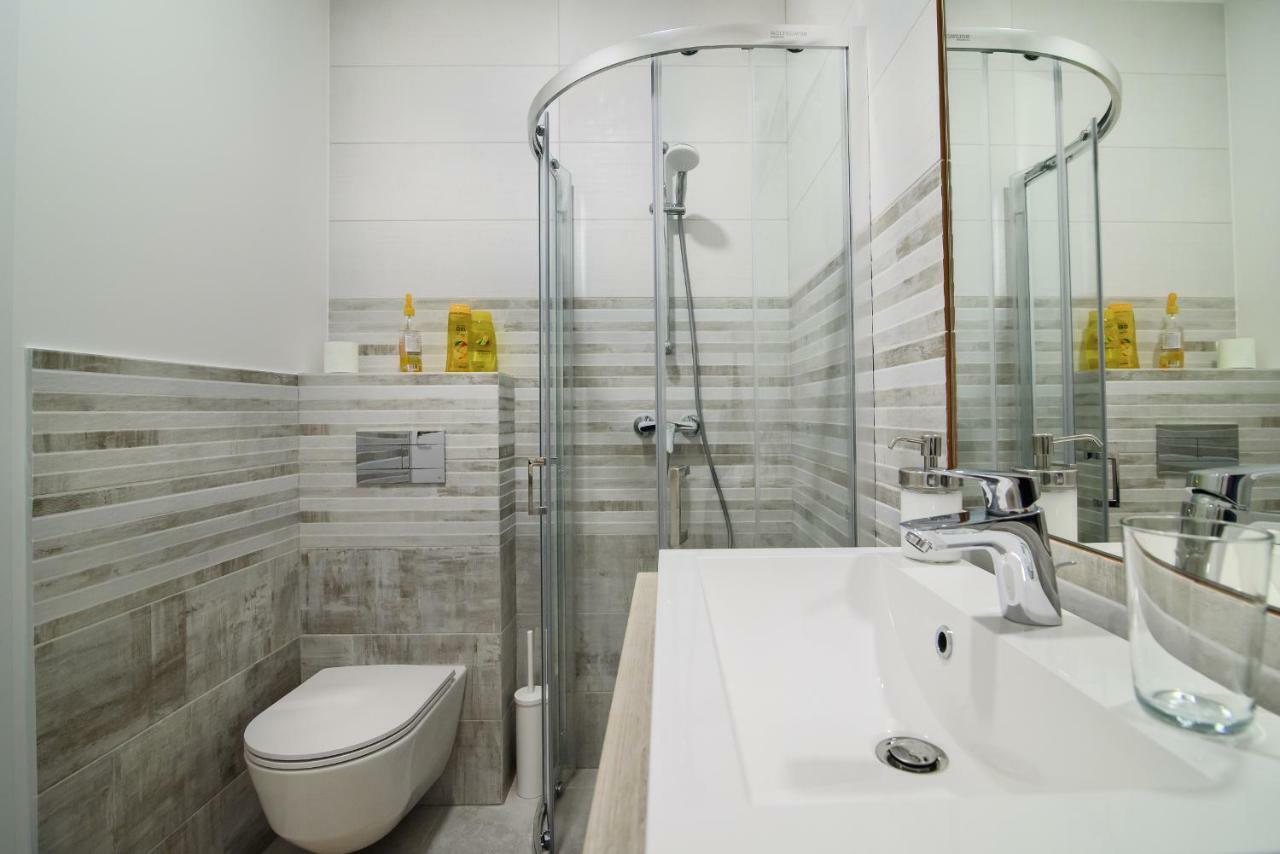 Family Apartments 2 Вильнюс Экстерьер фото