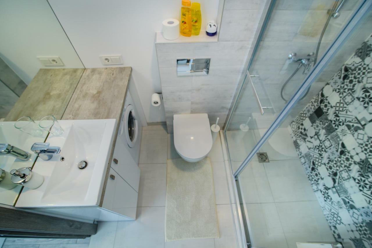 Family Apartments 2 Вильнюс Экстерьер фото