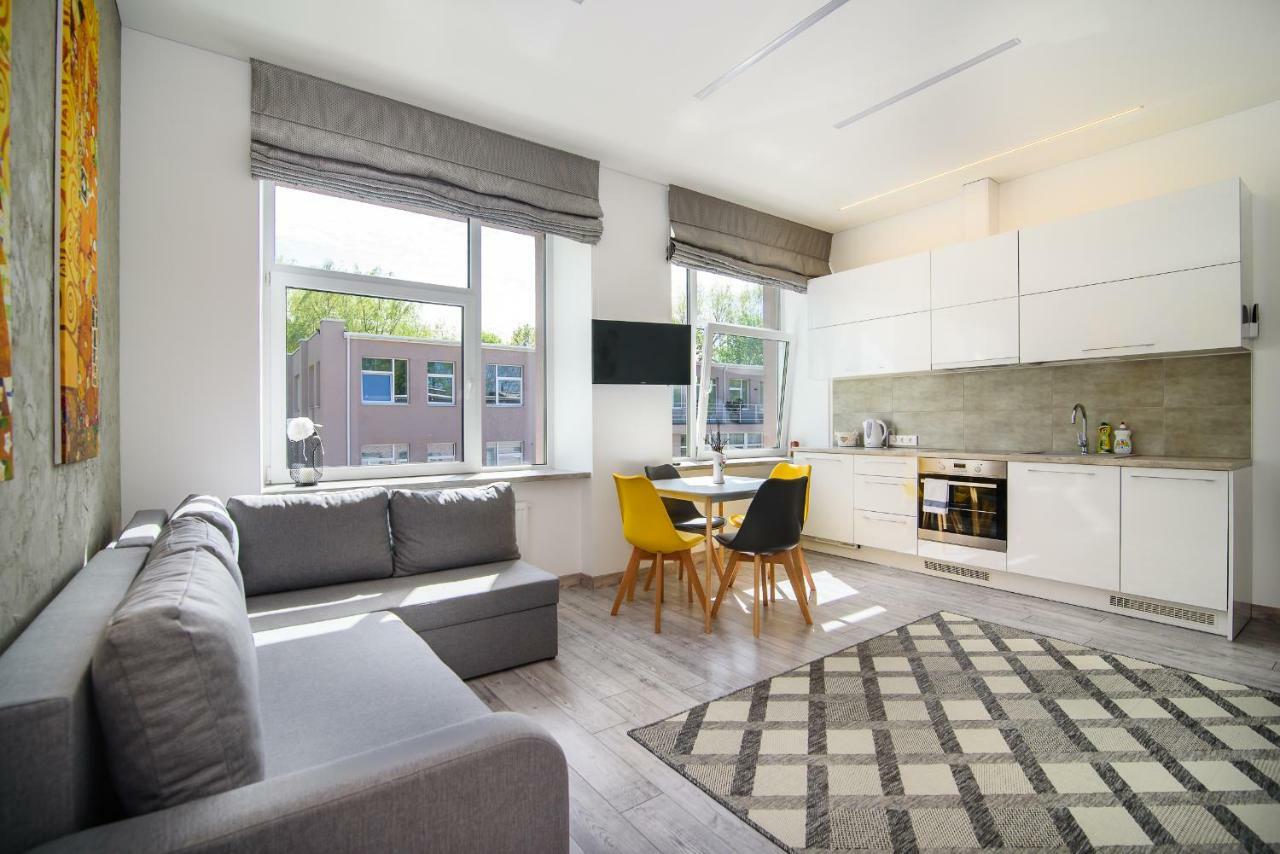 Family Apartments 2 Вильнюс Экстерьер фото