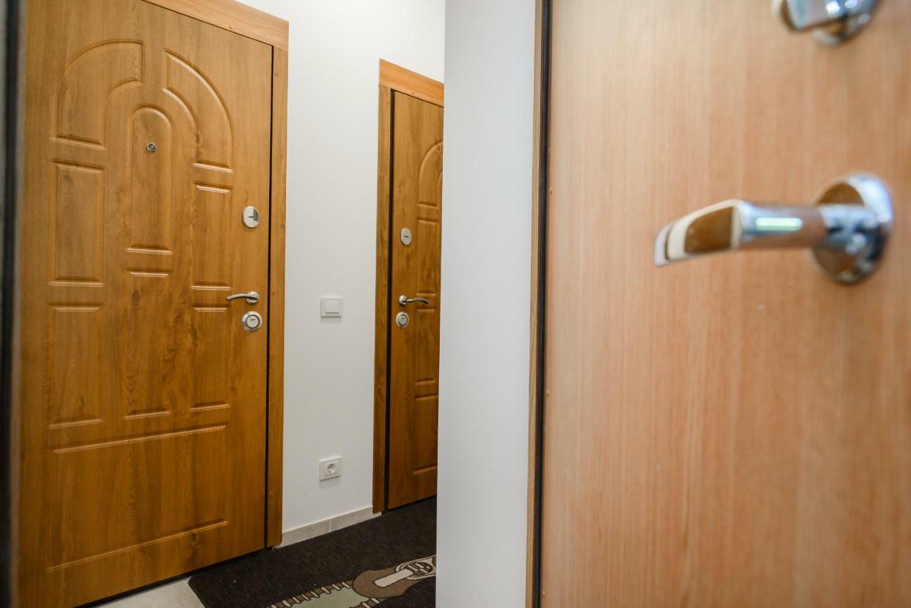 Family Apartments 2 Вильнюс Экстерьер фото