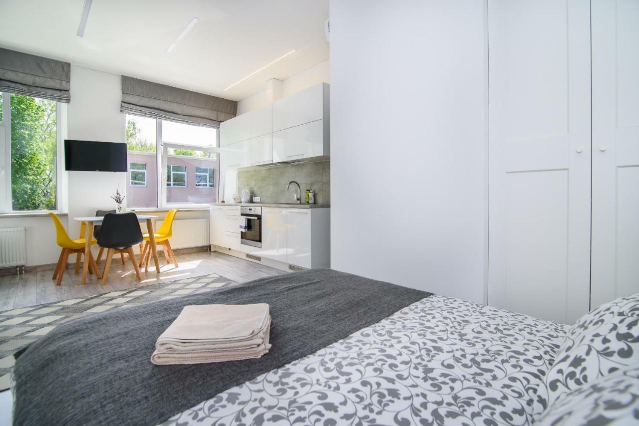 Family Apartments 2 Вильнюс Экстерьер фото